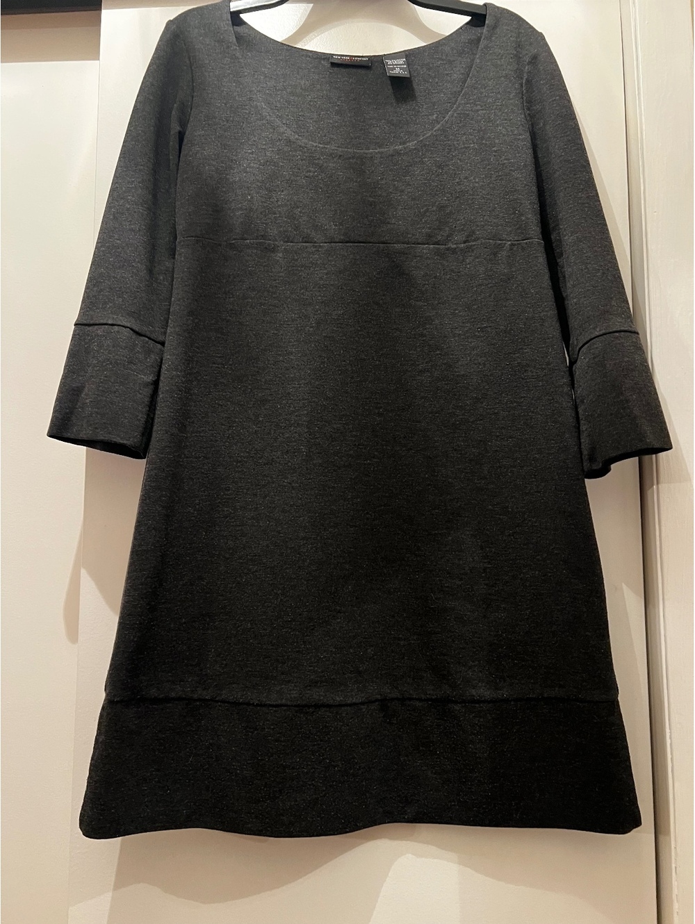 New York & Company Medium Dark Gray Stretch Dress Medium